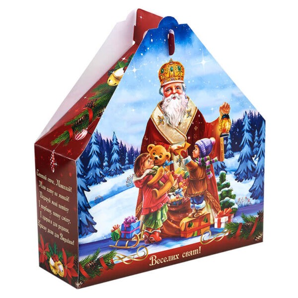 Новогодний подарочный набор с изображением Деда Мороза.